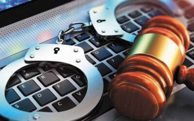 جرائم الإنترنت والاتصالات والابتزاز الإلكتروني: كيف يحميك القانون